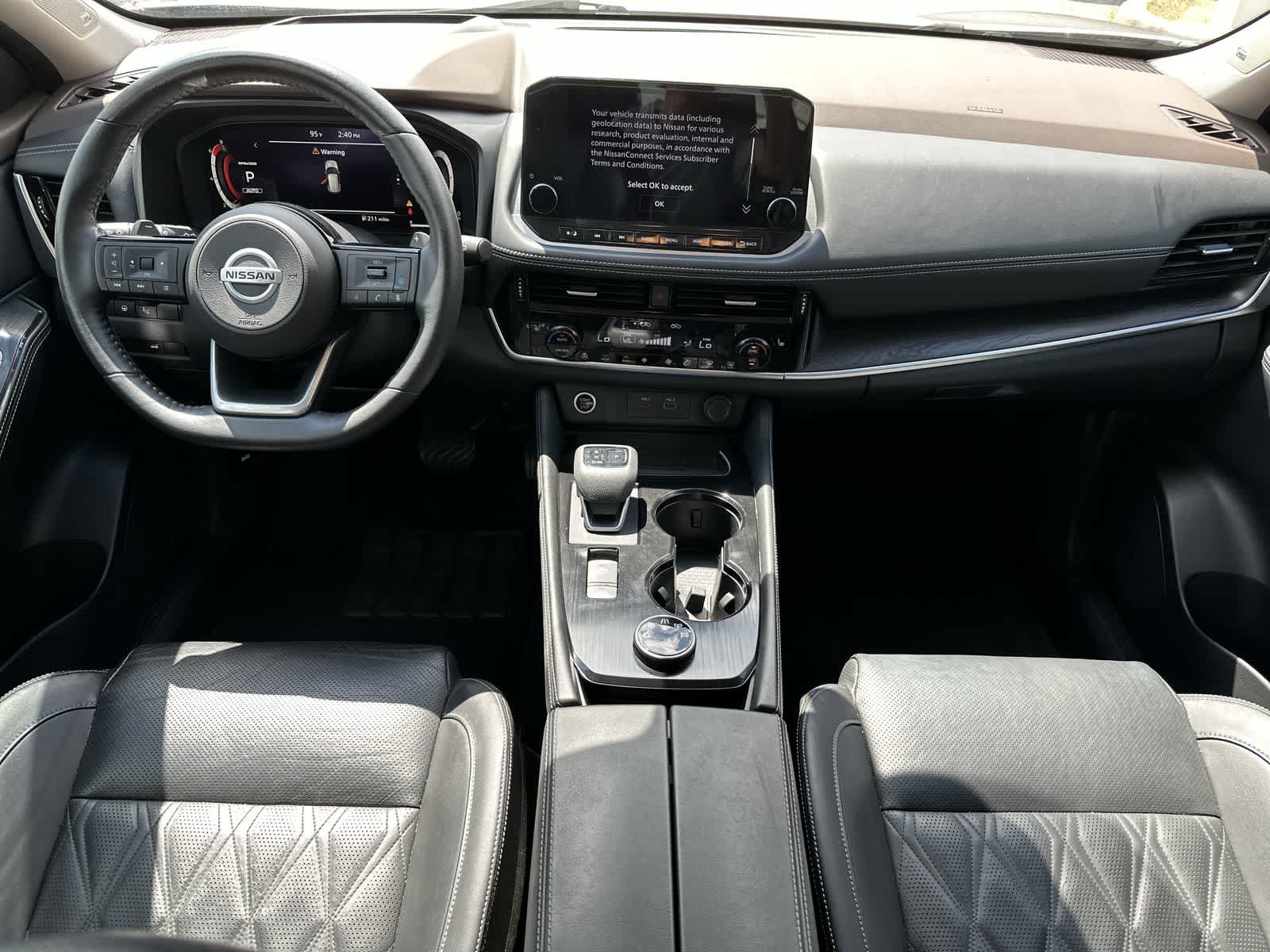 Used 2021 Nissan Rogue Platinum AWD/4WD image 18