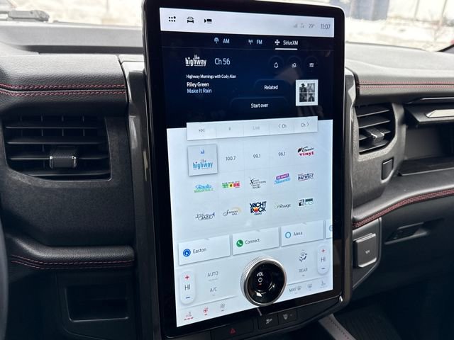 Used 2022 Ford Expedition Max Limited image 24