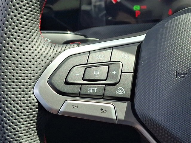 New 2025 Volkswagen GTI SE image 18
