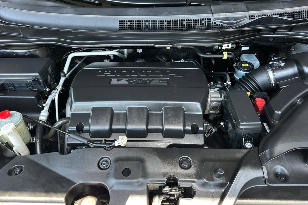 Used 2016 Honda Odyssey Touring image 21