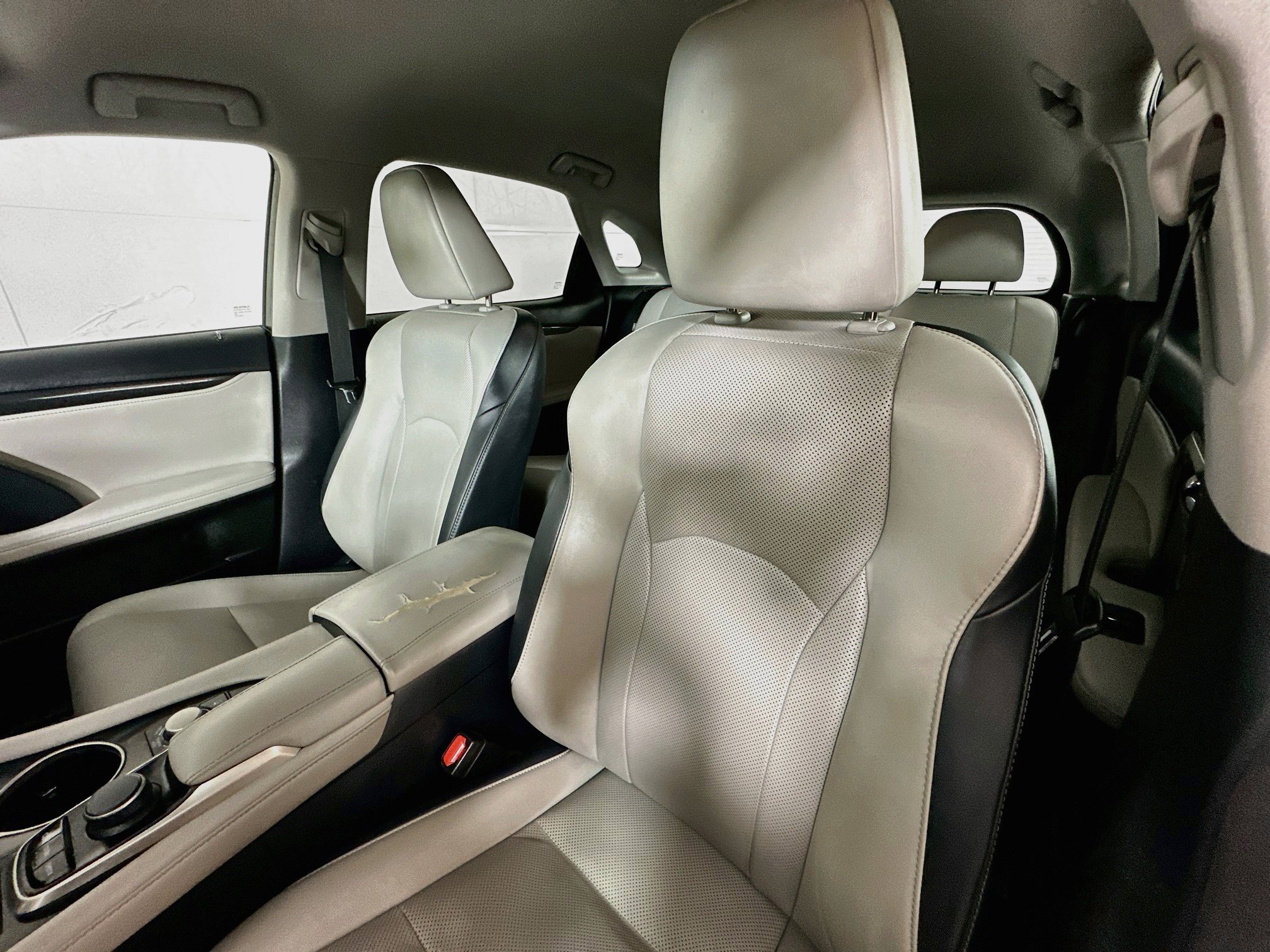 Used 2018 Lexus RX 350 AWD w/ Accessory Package image 20