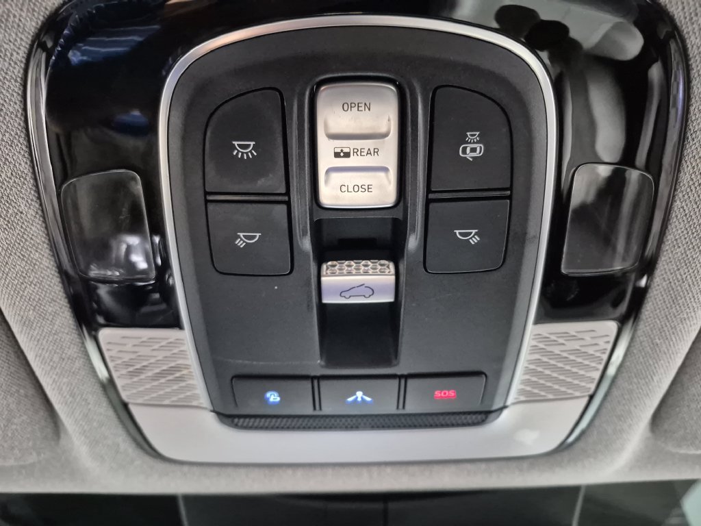 Used 2021 Hyundai Palisade Limited AWD/4WD image 23