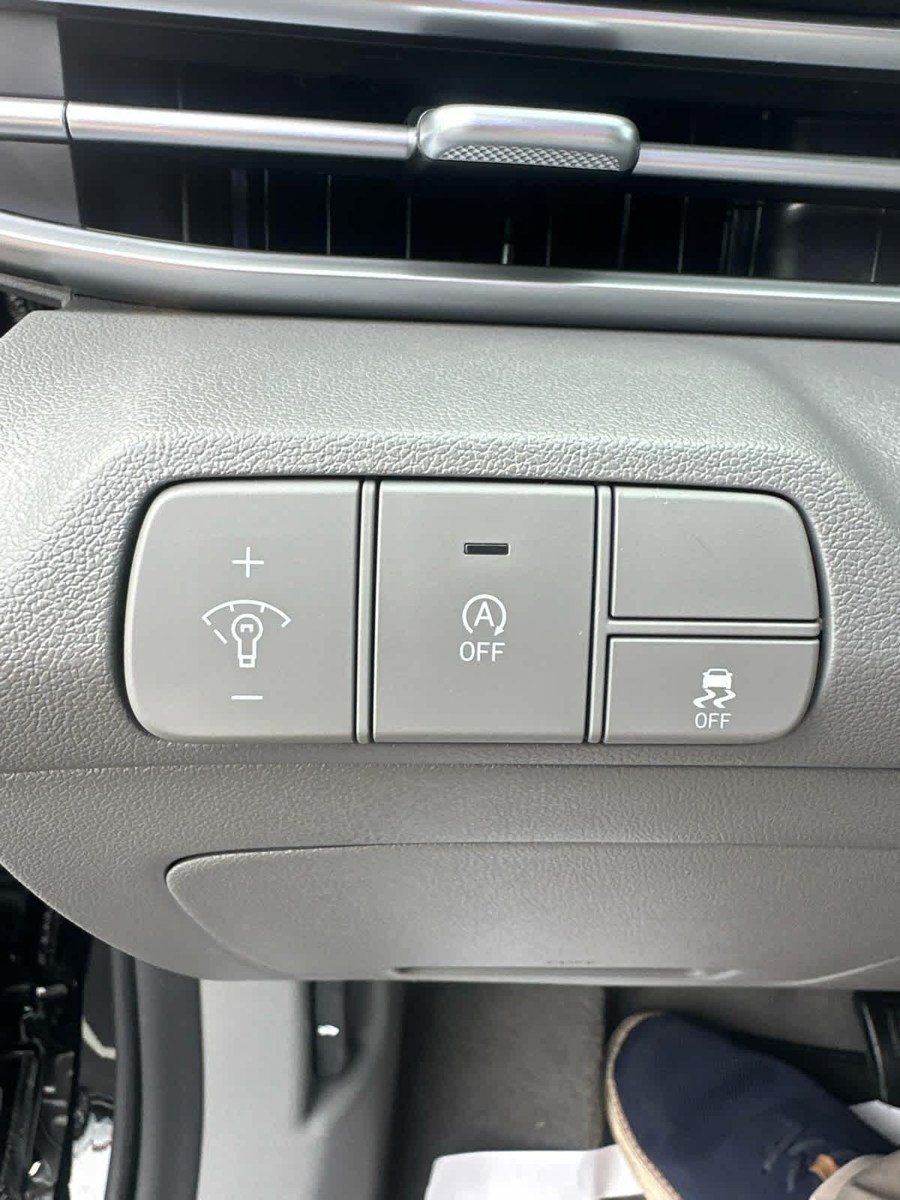 New 2026 Hyundai Elantra SE FWD image 12