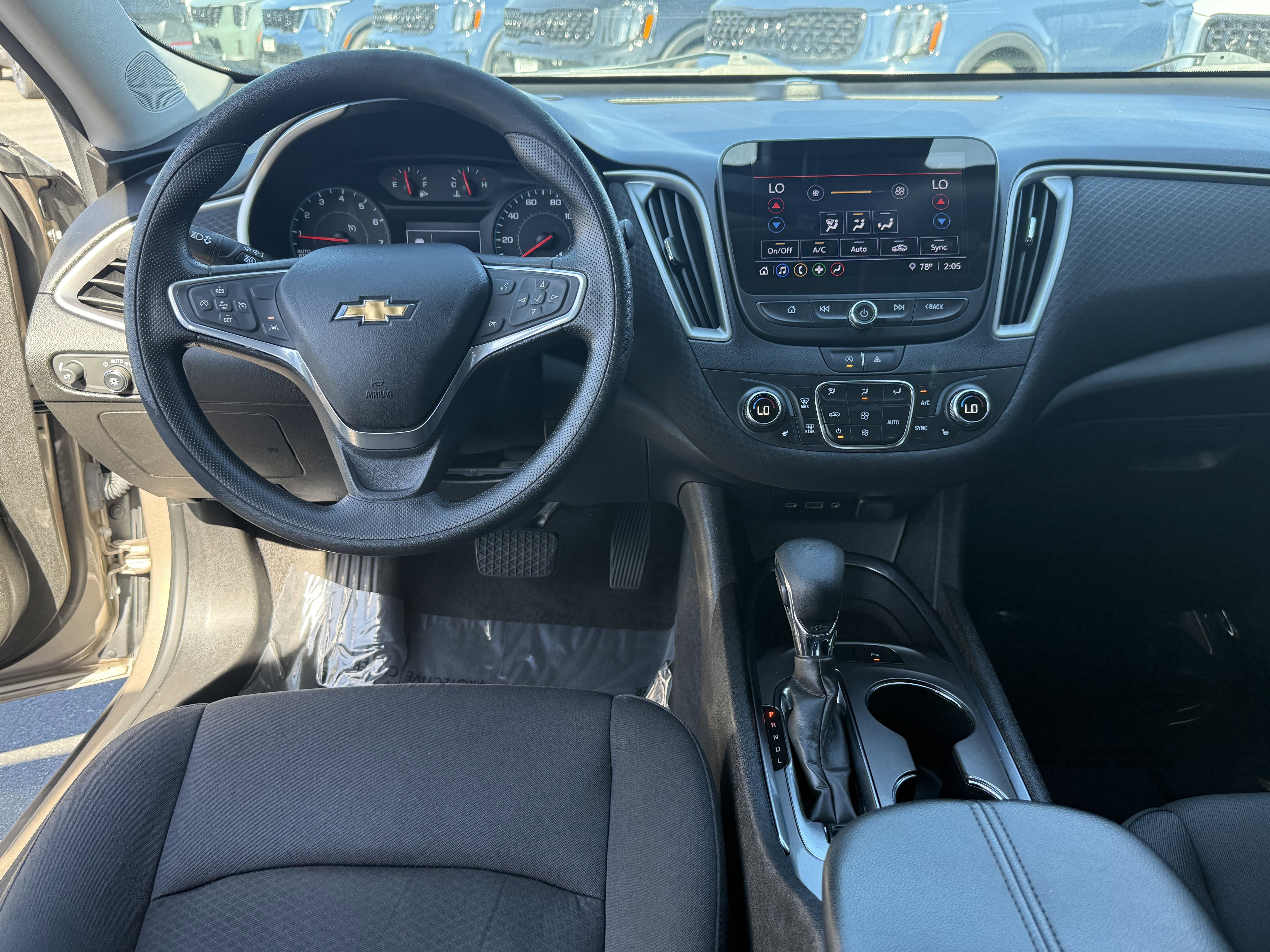 Used 2022 Chevrolet Malibu LT image 27