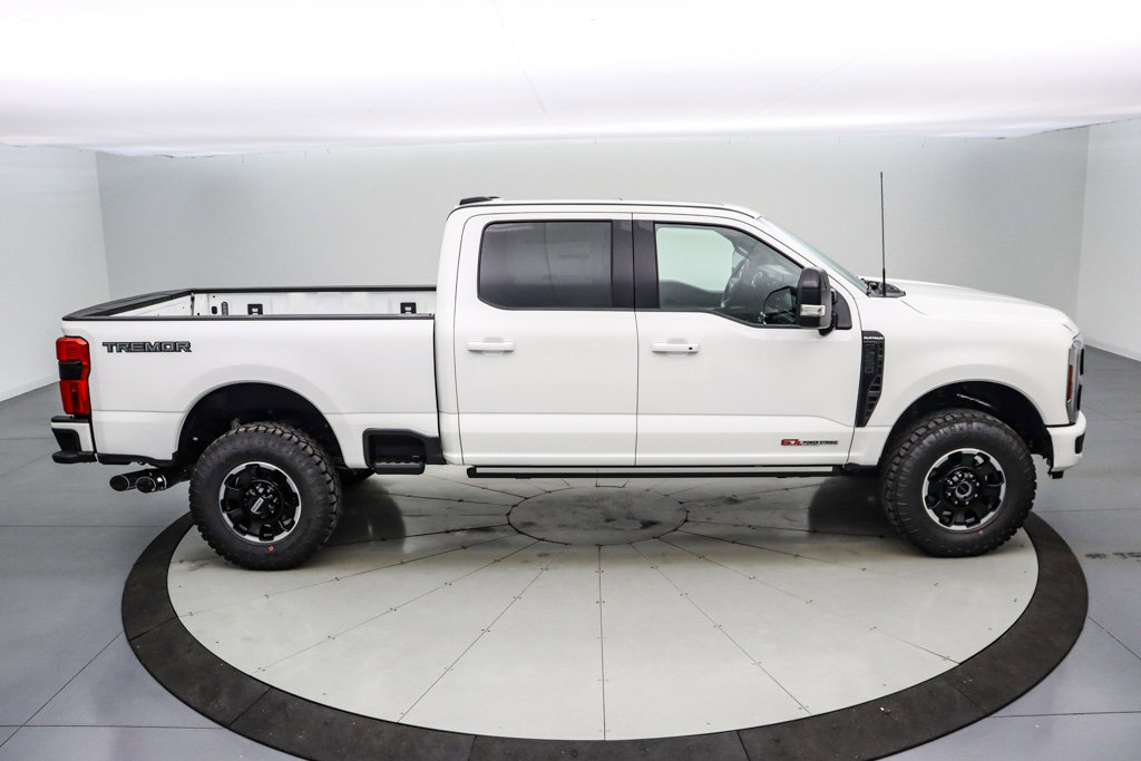New 2026 Ford F250 Platinum w/ Tremor Off-Road Package image 3