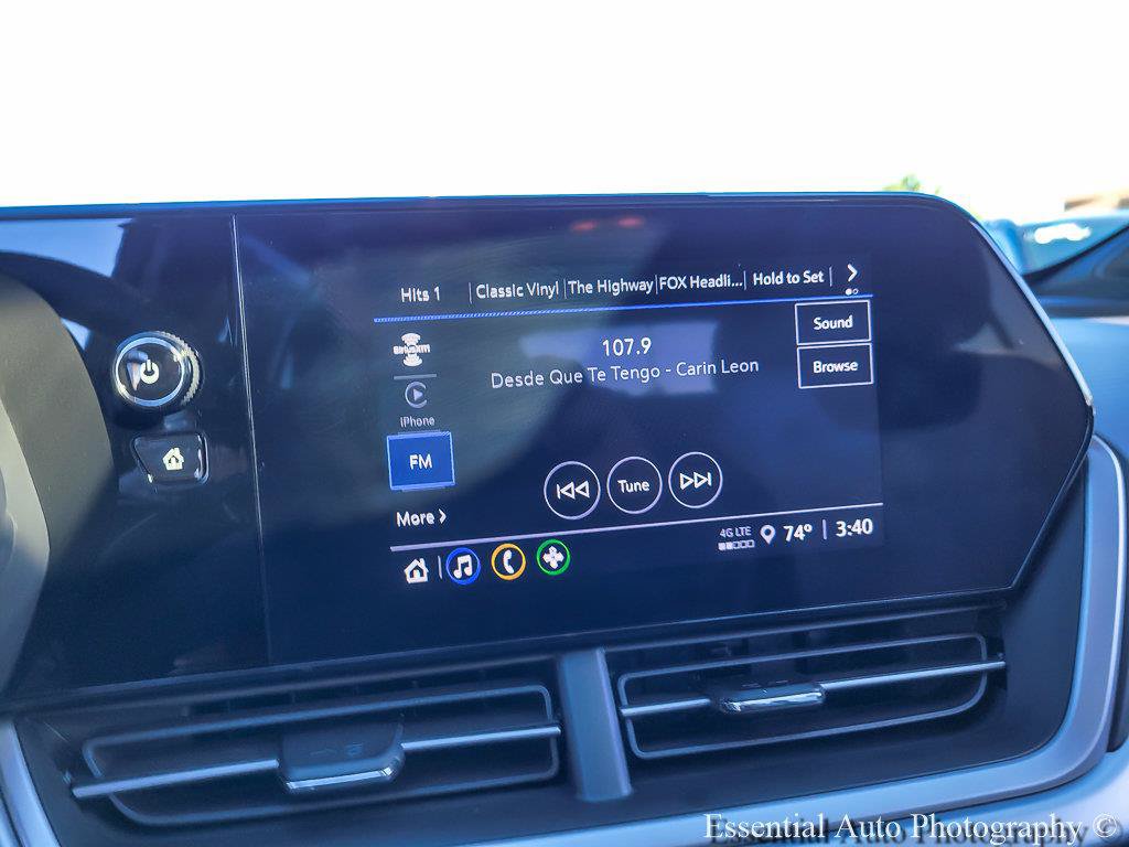 Used 2026 Chevrolet Trax RS w/ Sunroof Package FWD image 18