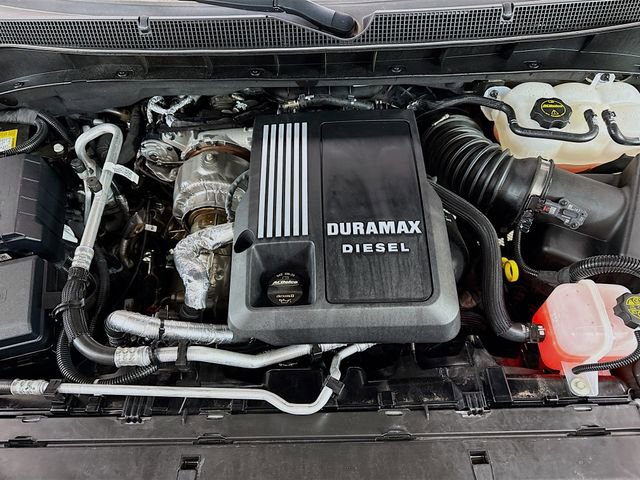 Used 2024 Chevrolet Suburban High Country image 36