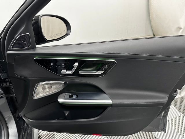 Used 2025 Mercedes-Benz C 300 4MATIC Sedan image 28