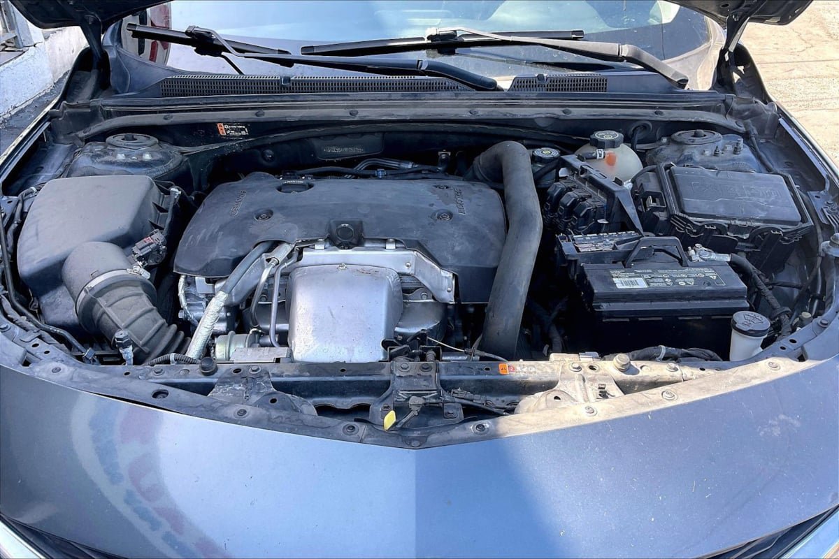 Used 2021 Chevrolet Malibu Premier FWD image 9