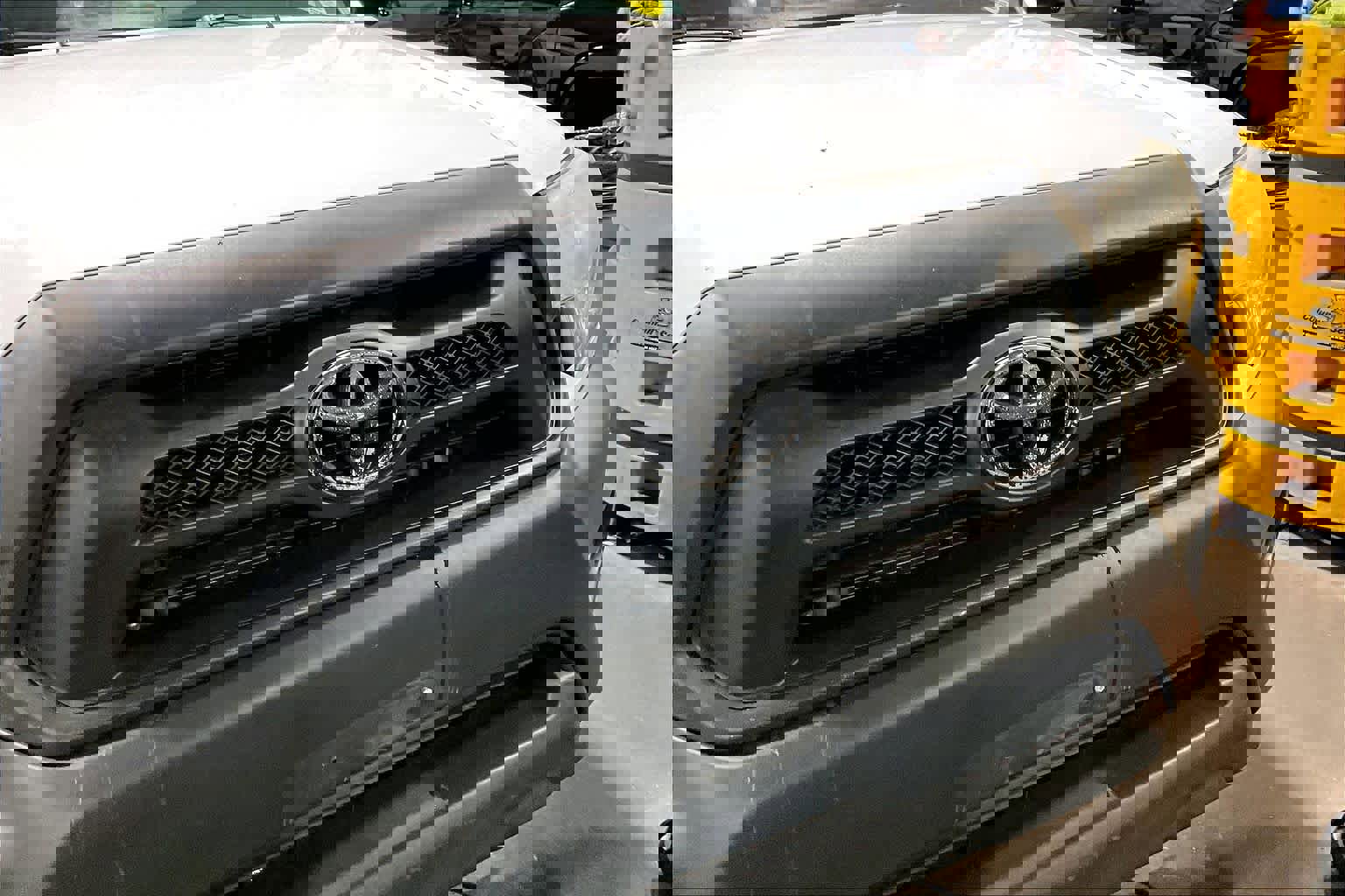 Used 2013 Toyota Tacoma 2WD Regular Cab image 24