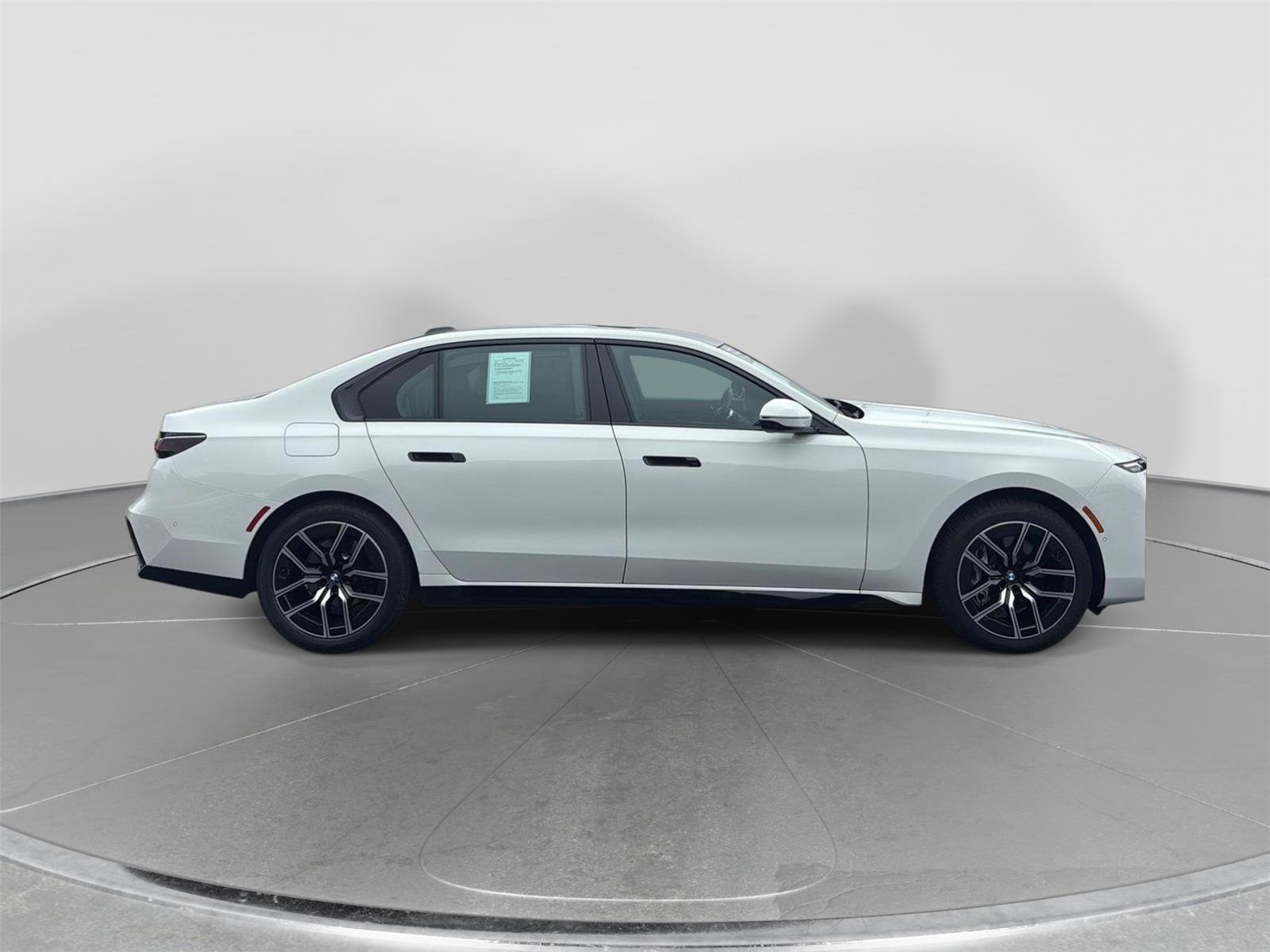 Certified 2023 BMW 740i w/ Parking Assistance Package RWD image 7