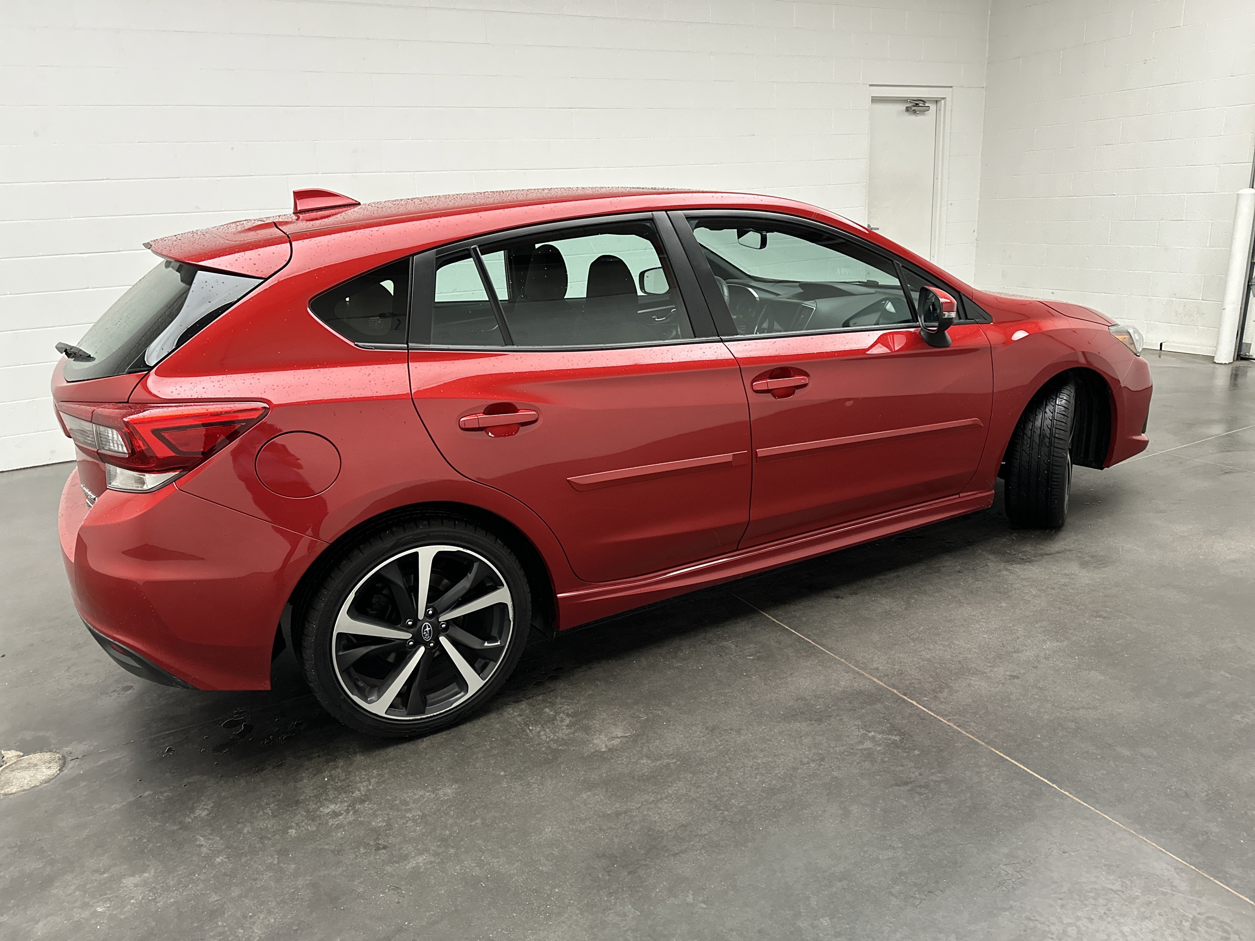 Used 2022 Subaru Impreza 2.0i Sport AWD/4WD image 9