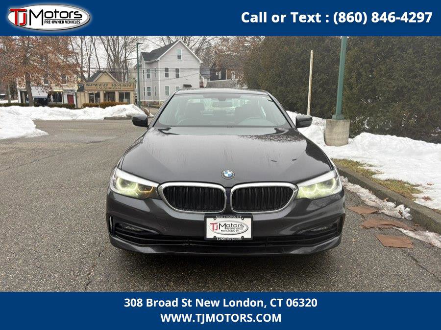 Used 2018 BMW 530i xDrive w/ Premium Package image 3