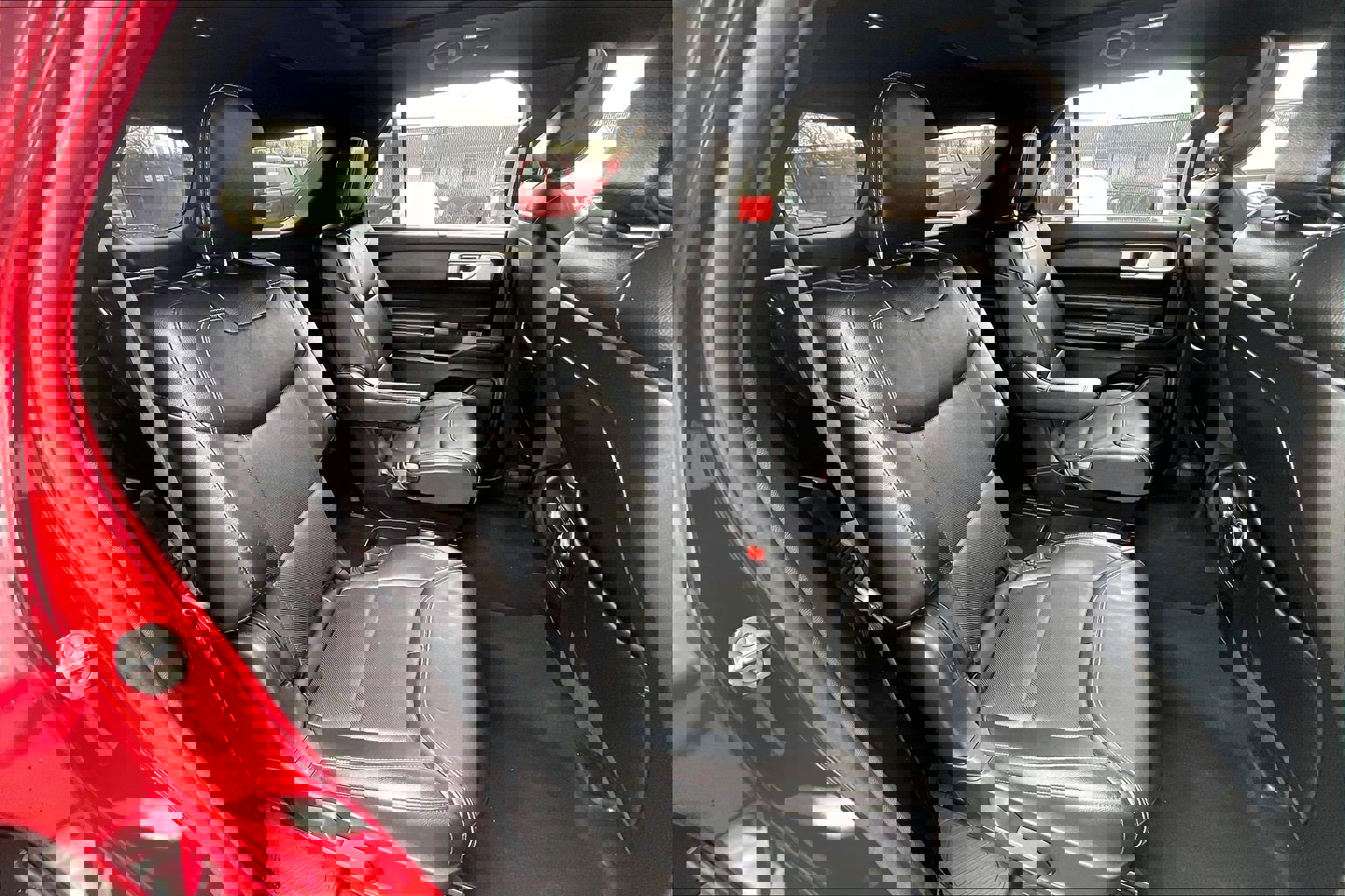 Used 2020 Ford Explorer ST w/ ST Street Pack image 32