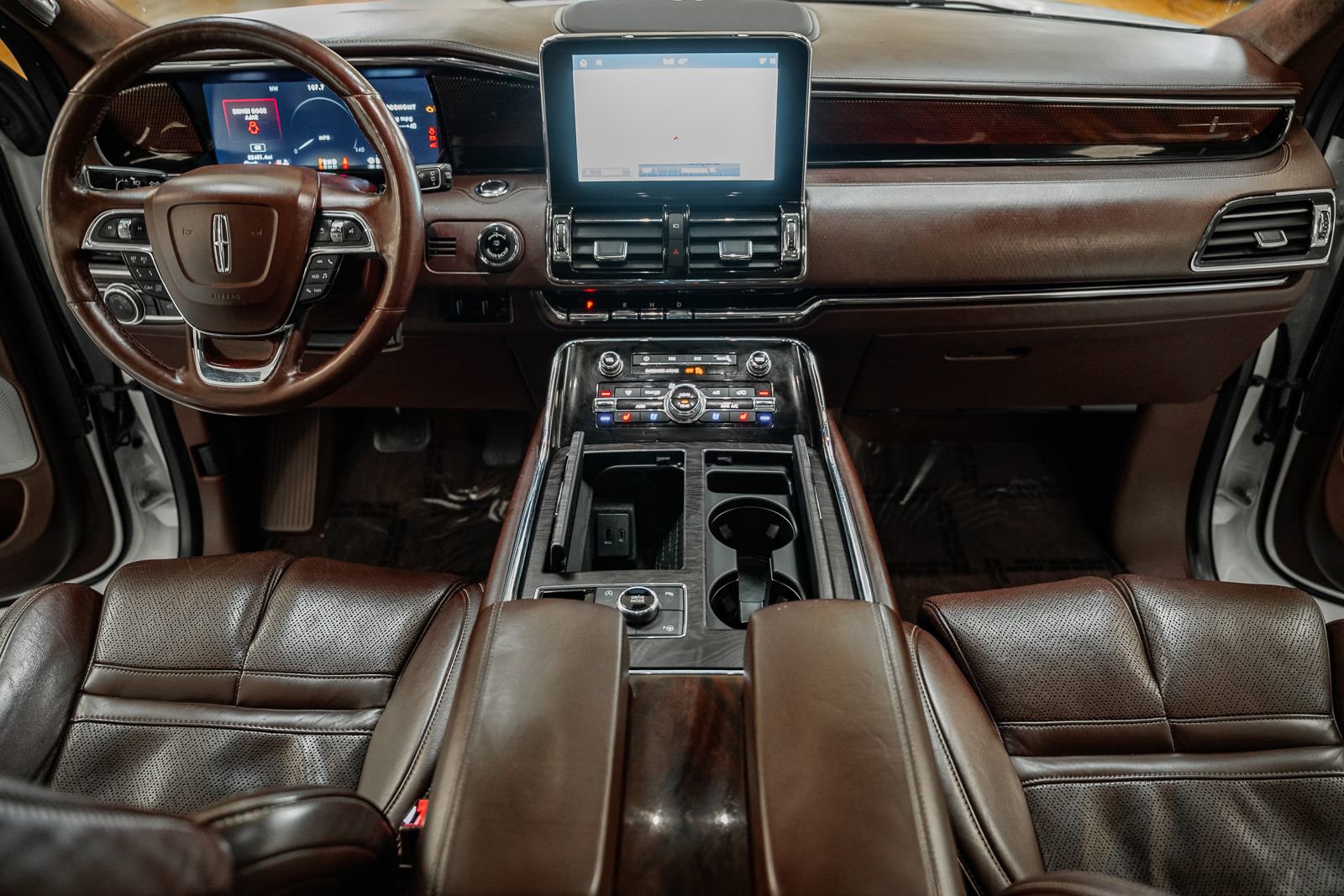 Used 2021 Lincoln Navigator L Black Label w/ Special Edition Package image 22