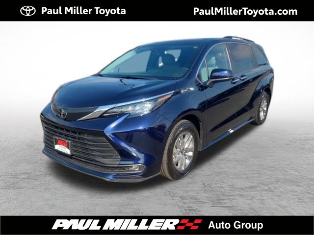 Certified 2026 Toyota Sienna XLE