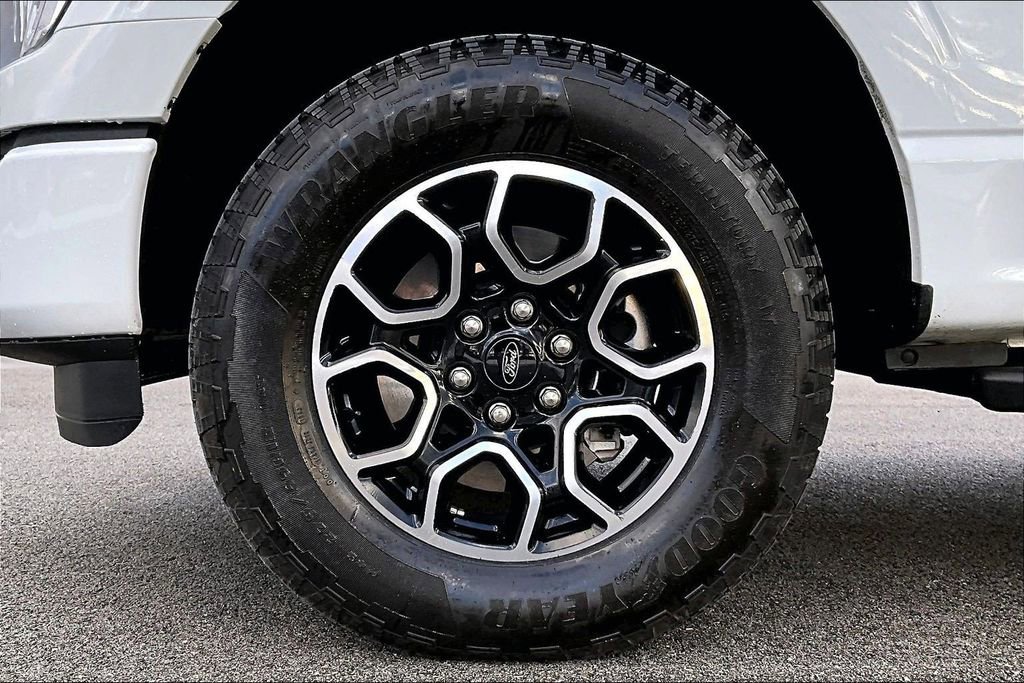 Certified 2023 Ford F150 XLT w/ Equipment Group 302A High image 9