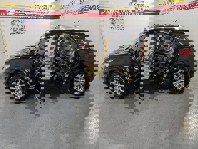 Used 2017 INFINITI QX70 AWD w/ Premium Package image 12