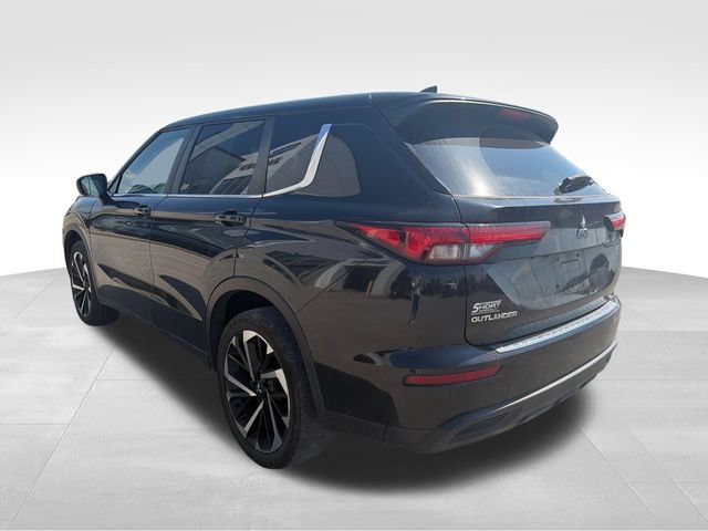Used 2022 Mitsubishi Outlander ES AWD/4WD image 7