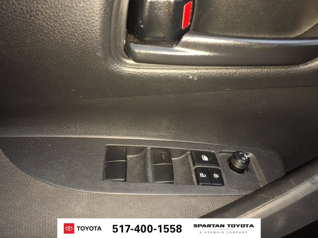 Used 2024 Toyota Corolla LE FWD image 15