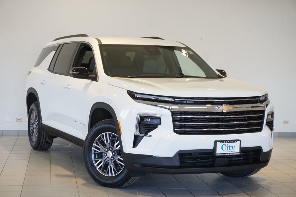 New 2026 Chevrolet Traverse LT image 2