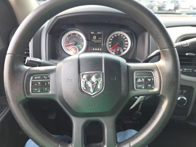 Used 2014 RAM 1500 Express w/ Black Ram 1500 Express Group AWD/4WD image 16