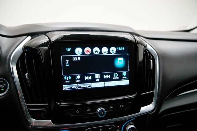 Used 2018 Chevrolet Traverse LT w/ LPO, Black Accent Package image 5