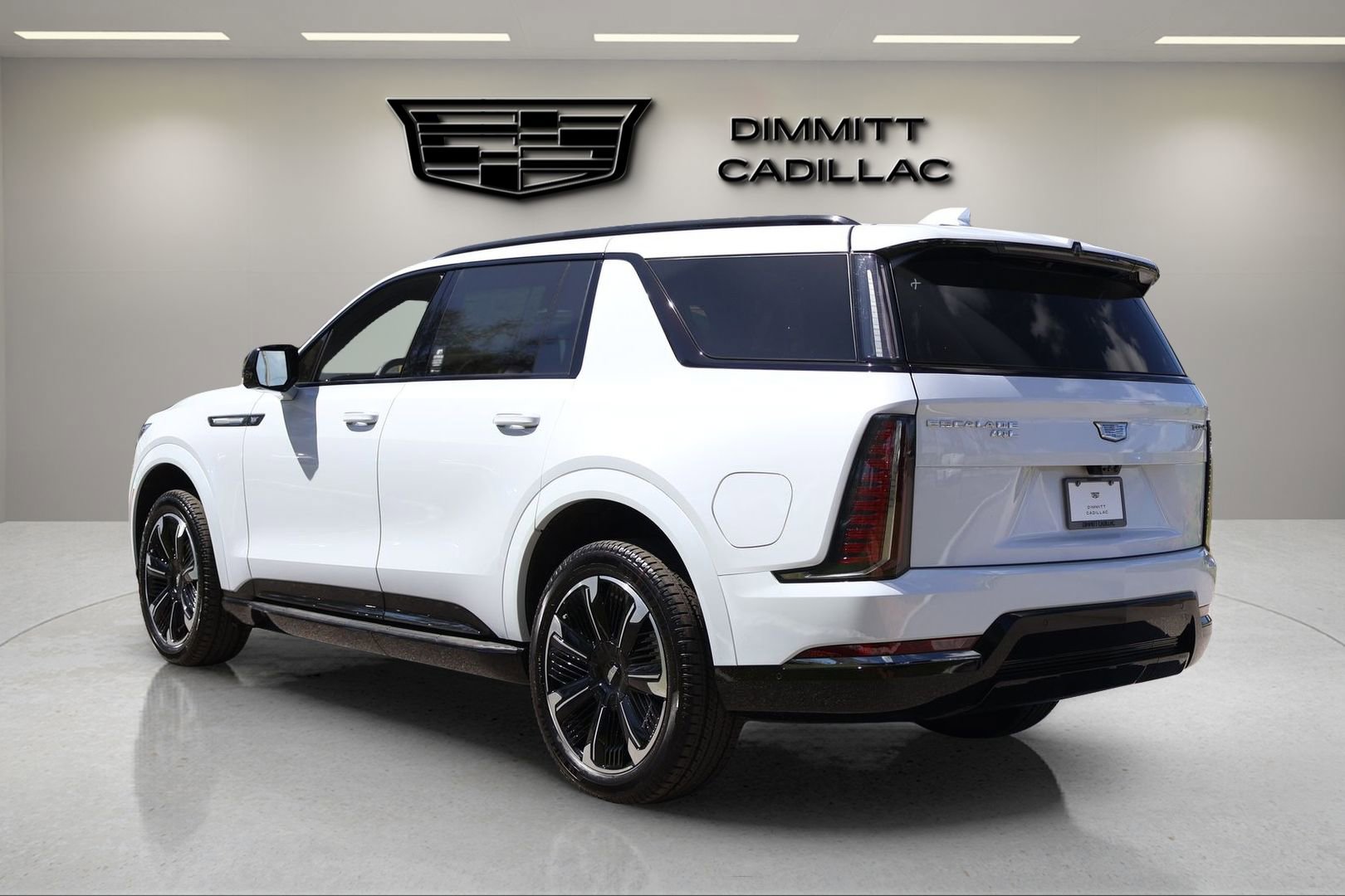 New 2026 Cadillac Escalade IQL Sport 1 w/ LPO, Floor Liner Package AWD/4WD image 3