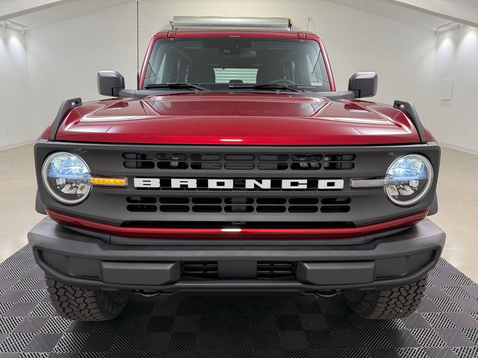 New 2025 Ford Bronco 4-Door w/ Sasquatch Package image 2