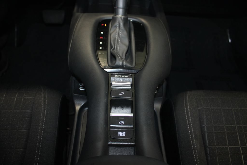 Used 2024 Honda HR-V LX image 16