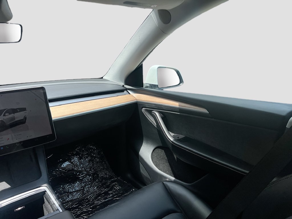 Used 2024 Tesla Model Y Long Range RWD image 24