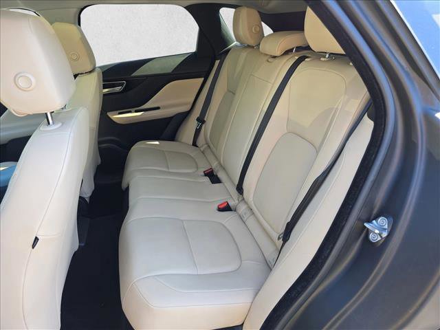 Used 2018 Jaguar F-PACE Premium AWD/4WD image 14