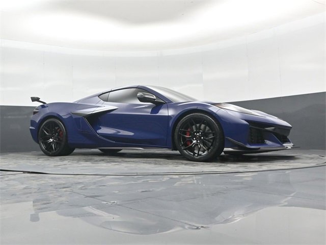 Used 2025 Chevrolet Corvette Z06 w/ Stealth Interior Trim Package image 40