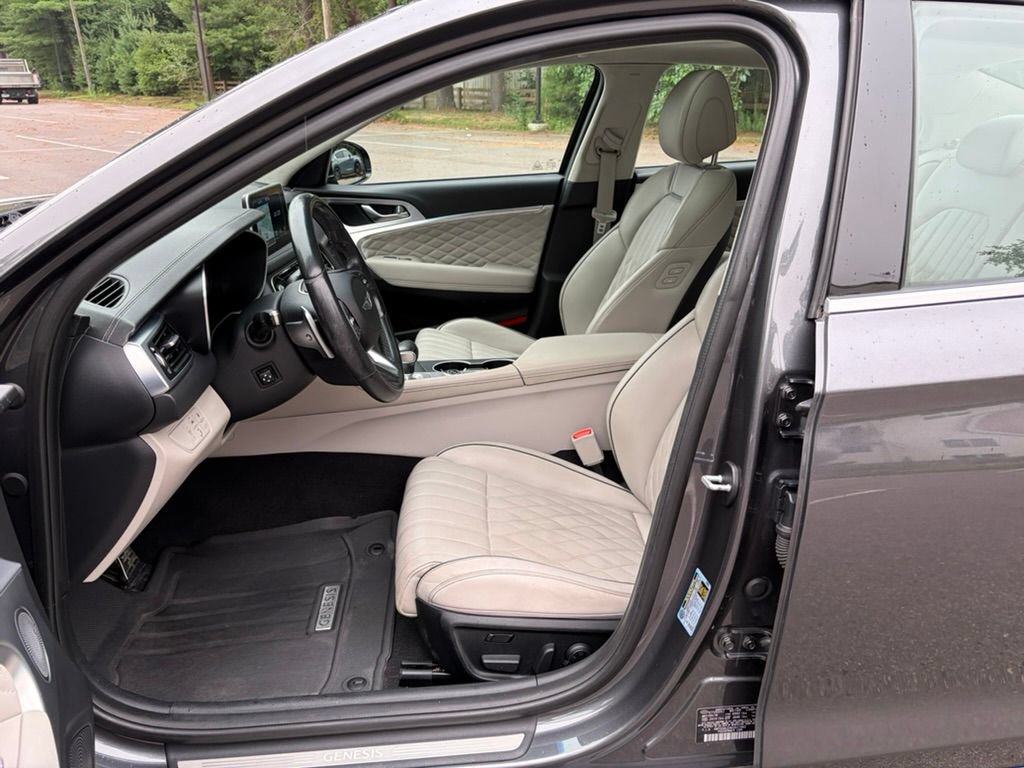 Used 2019 Genesis G70 3.3T Advanced w/ Prestige Package AWD/4WD image 21