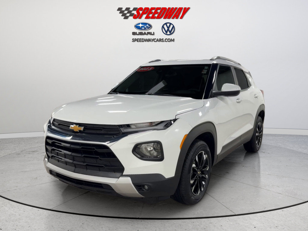 Used 2023 Chevrolet TrailBlazer LT w/ Convenience Package AWD/4WD image 12
