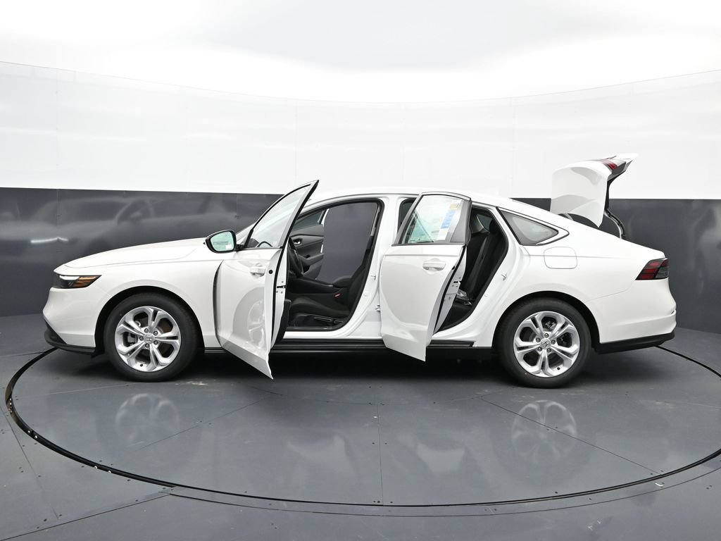 Used 2026 Honda Accord LX image 44