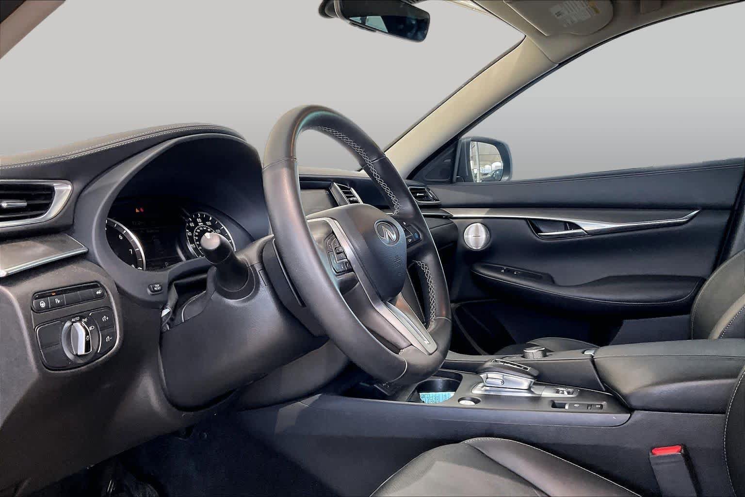 Used 2024 INFINITI QX50 Luxe FWD image 18