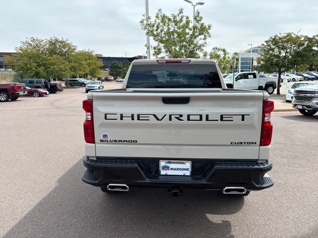 New 2026 Chevrolet Silverado 1500 Custom Trail Boss w/ LPO, Dark Essentials Package AWD/4WD image 5
