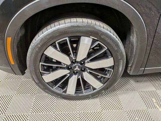 Used 2025 Mitsubishi Outlander SE AWD/4WD image 34