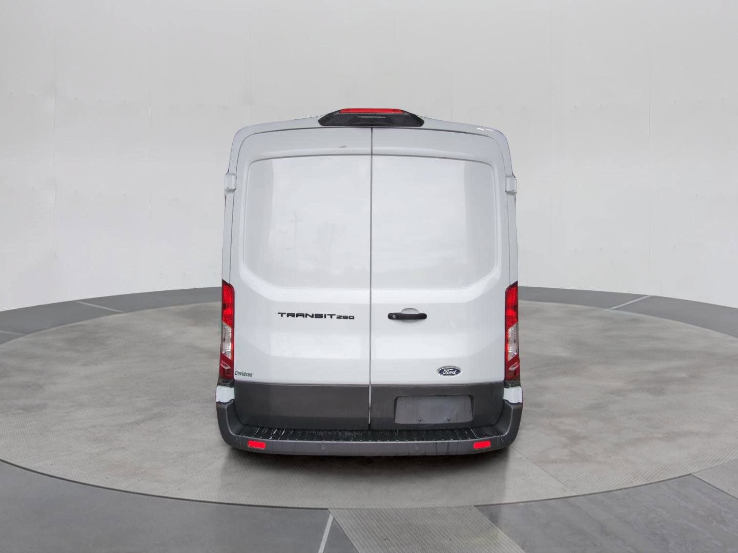 New 2026 Ford Transit 250 148 Medium Roof RWD image 4