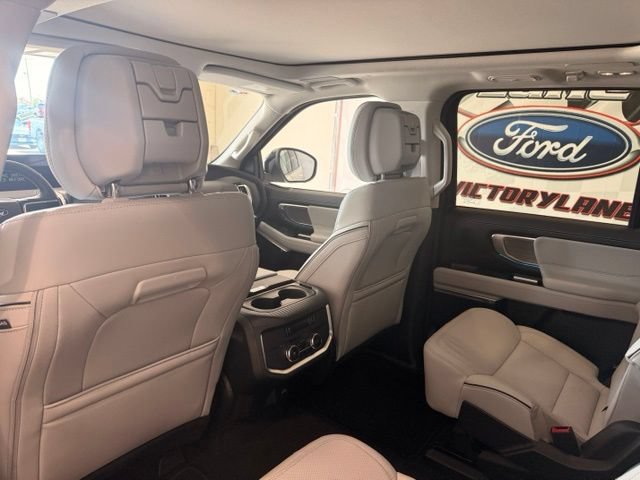 New 2027 Ford Expedition Platinum w/ Platinum Ultimate Package AWD/4WD image 19