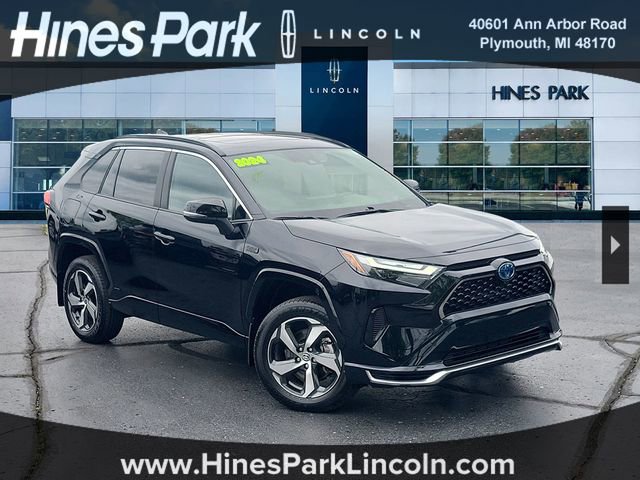 Used 2024 Toyota RAV4 SE w/ Weather & Moonroof Package