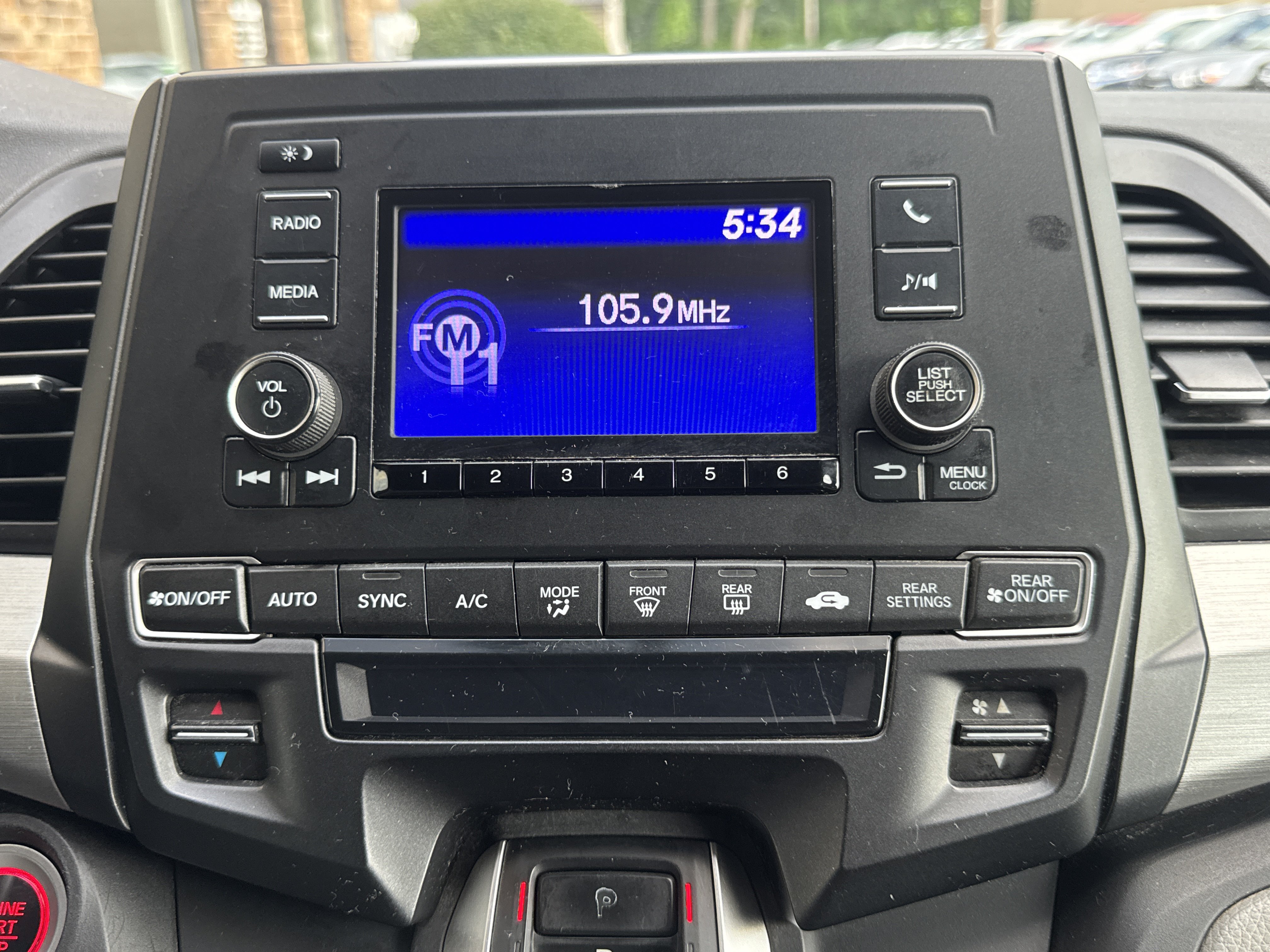 Used 2019 Honda Odyssey LX image 16
