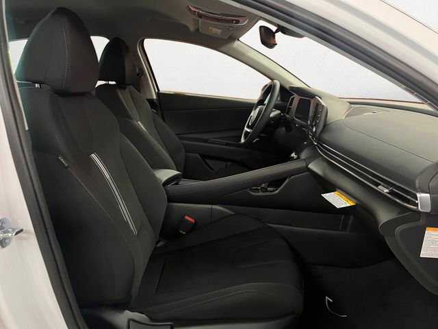 Certified 2025 Hyundai Elantra Blue image 15