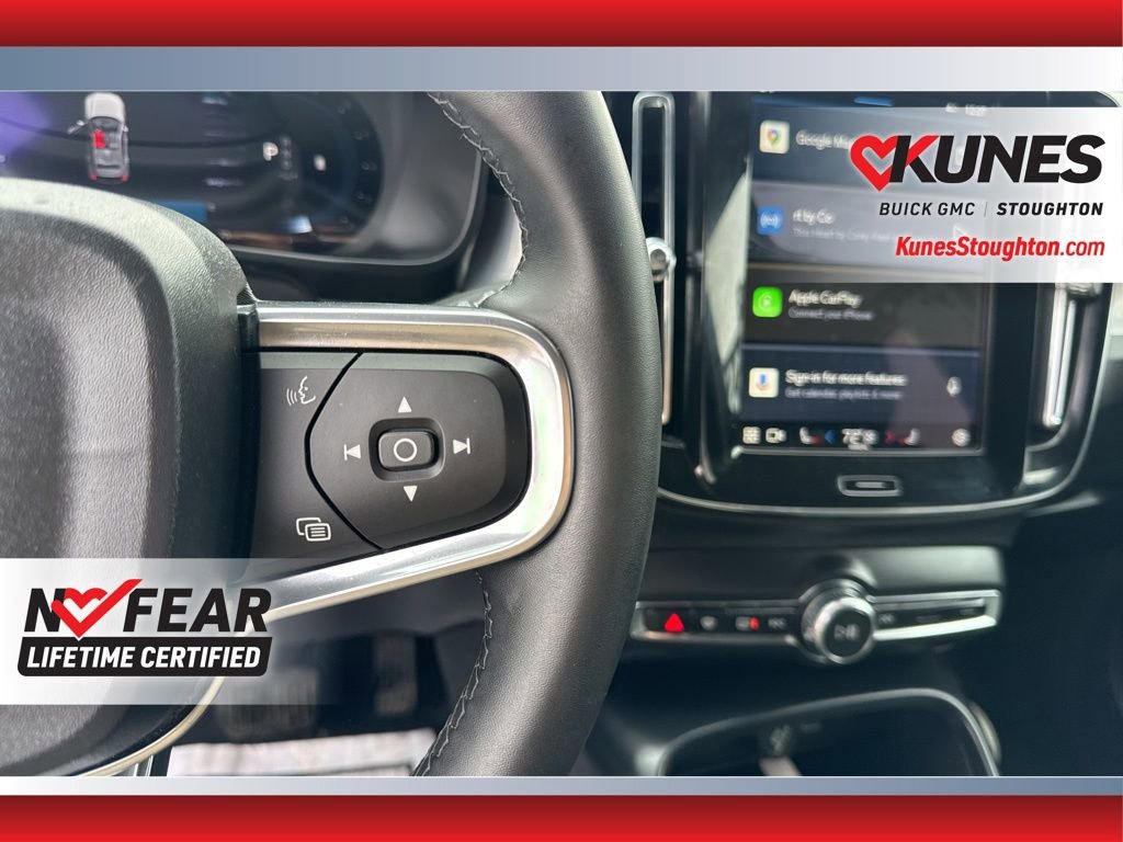 Used 2024 Volvo XC40 B5 Core image 28