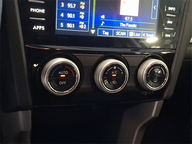 Used 2018 Subaru Forester 2.5i Premium w/ All-Weather Package image 17