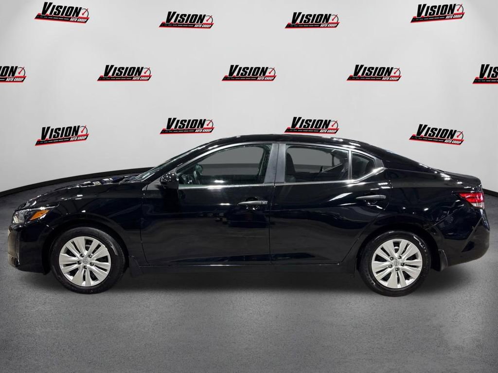 Used 2025 Nissan Sentra S image 8