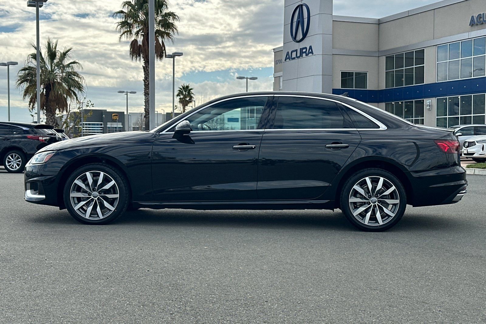 Used 2020 Audi A4 2.0T Premium w/ Convenience Package image 7