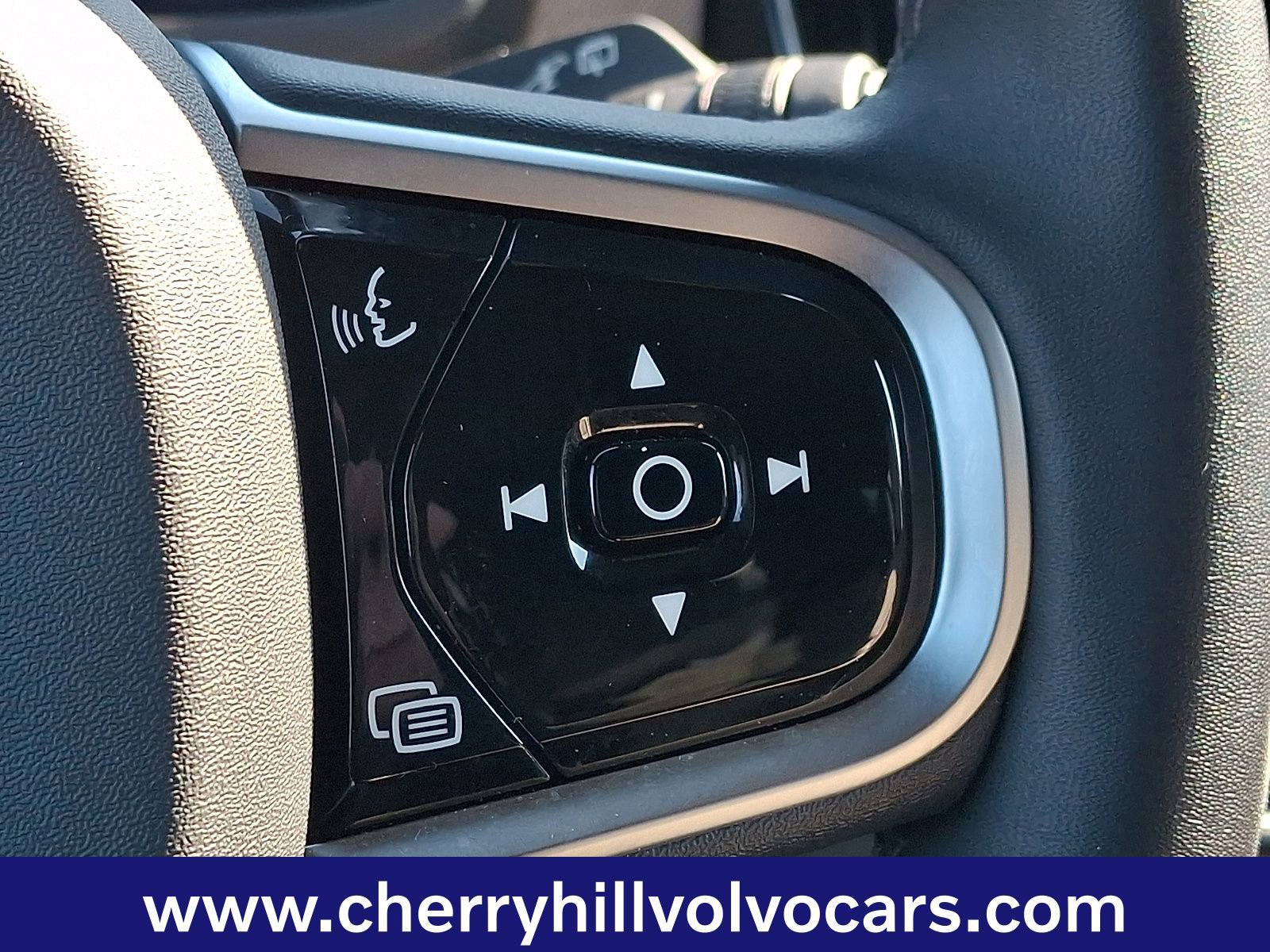 Certified 2025 Volvo XC90 B5 Plus image 23