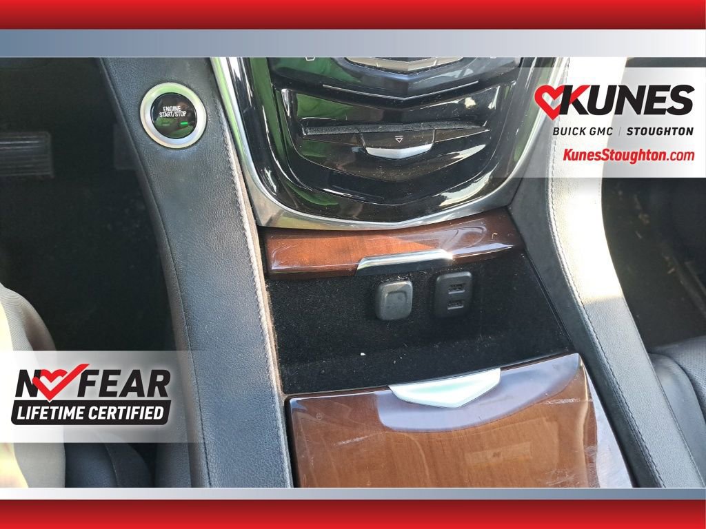 Used 2018 Cadillac Escalade Premium Luxury image 32